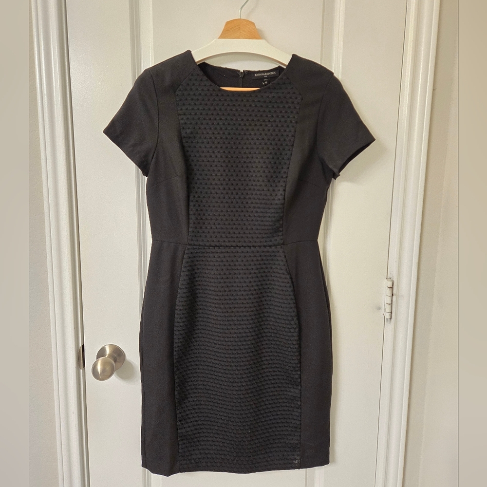 Banana Republic Black Sheath Midi Dress Crew Neck Short Sleeve